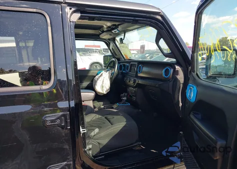 2020 Jeep Wrangler Unlimited Sport S 4X4 z USA, uszkodzony, nr VIN 1C4HJXDG0LW341061